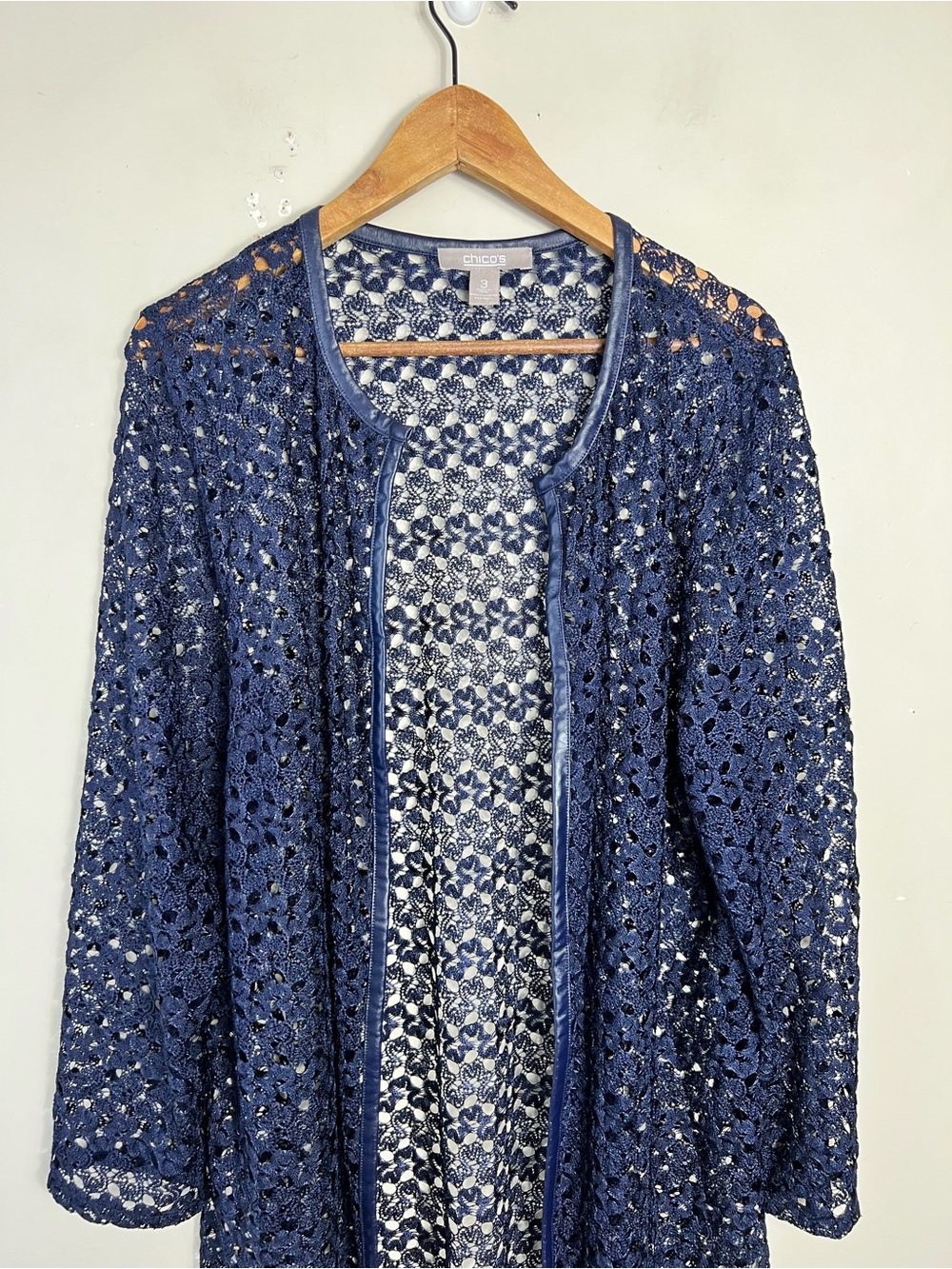 Chico's Navy Crochet Faux Leather Trim Long Sleeve Open Front Cardigan Size XL - Picture 2 of 8